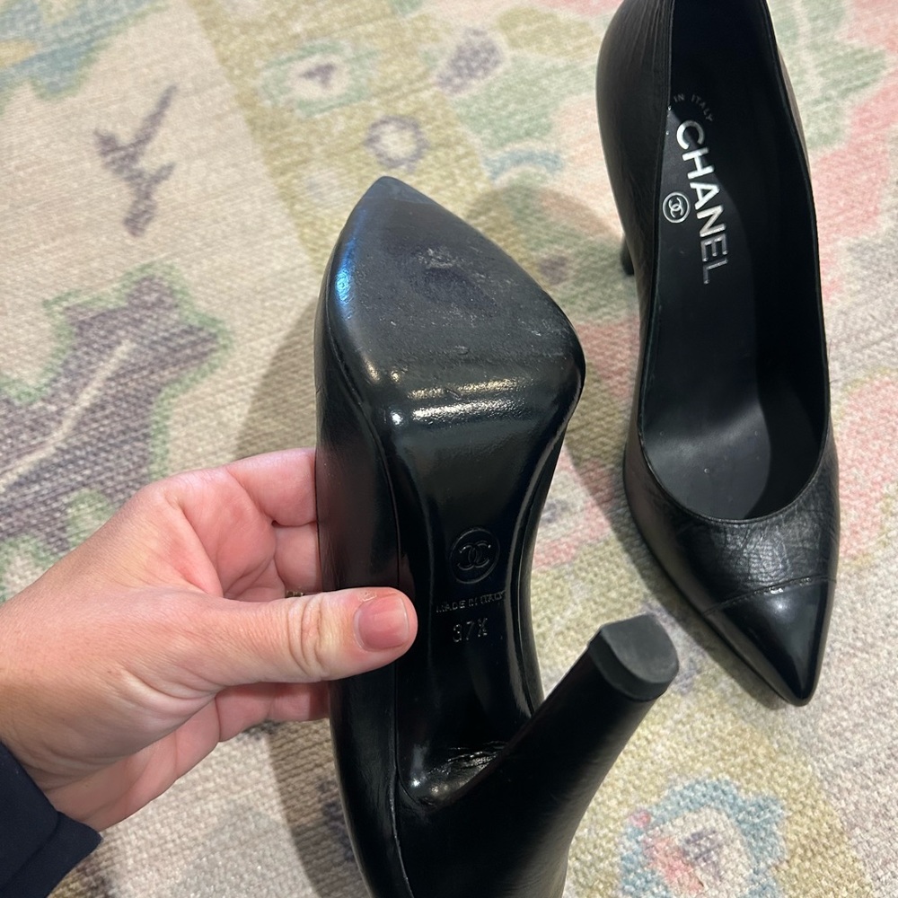 Authentic Chanel Pumps - Picture 2 of 3
